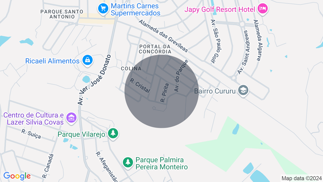 Incrível casa de condomínio à 40 minutos de São Paulo
