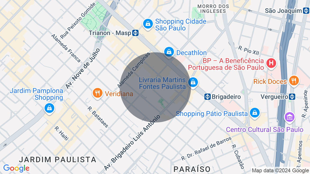 Apartamento reformado na Alameda Jaú. 