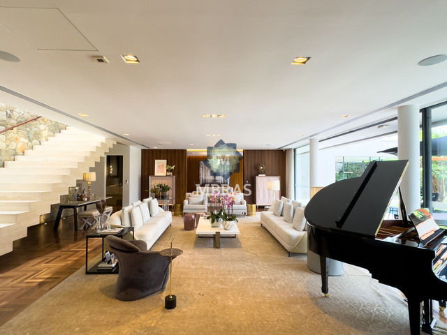 Casa com Arquitetura contemporânea no Cidade Jardim 1